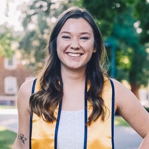 Meet your Posher, Lauren